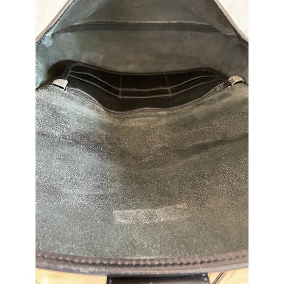 Rare Dooney AND Bourke Equestrian AWL crossbody/shoulder bag Black color - Picture 8 of 9